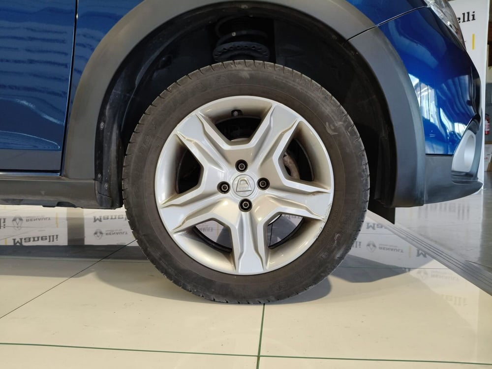 Dacia Sandero usata a Brescia (8)