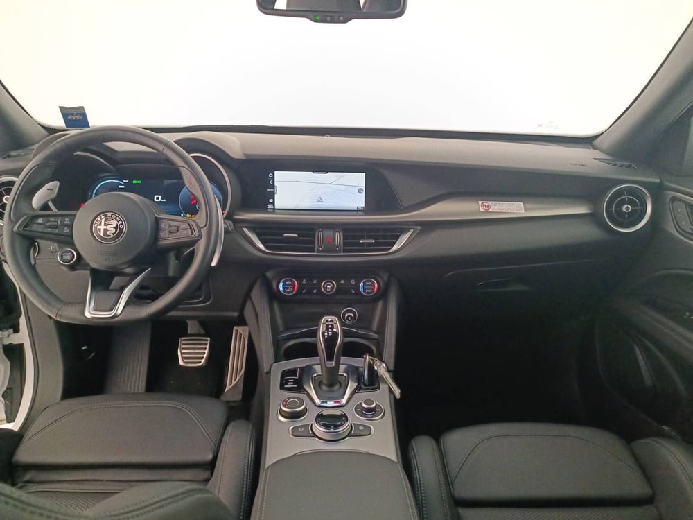Alfa Romeo Stelvio usata a Treviso (9)