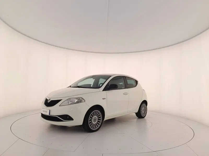 Lancia Ypsilon usata a Treviso