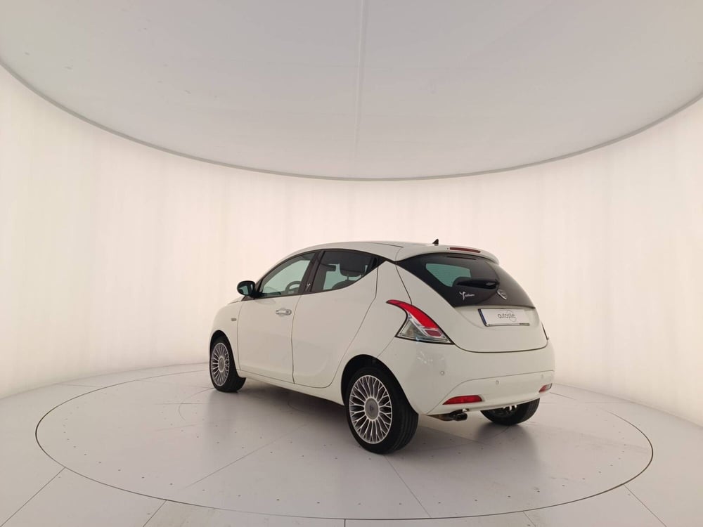 Lancia Ypsilon usata a Treviso (4)