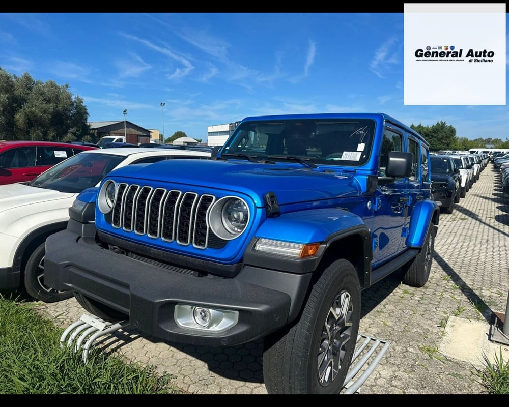 Jeep Wrangler Unlimited nuova a Lucca (3)