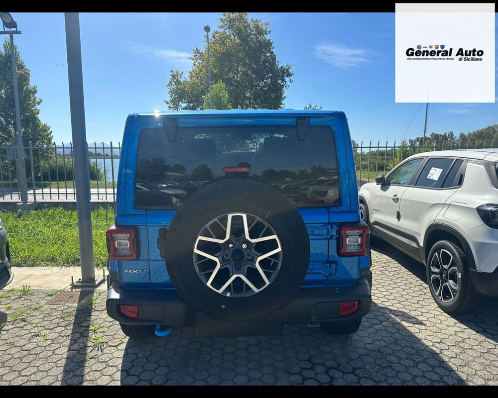 Jeep Wrangler Unlimited nuova a Lucca (6)