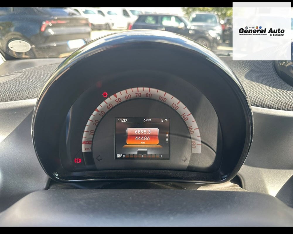 smart Fortwo usata a Lucca (10)