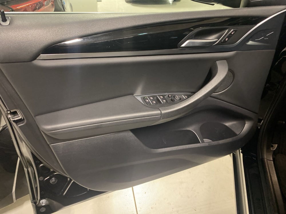 BMW X4 usata a Napoli (19)