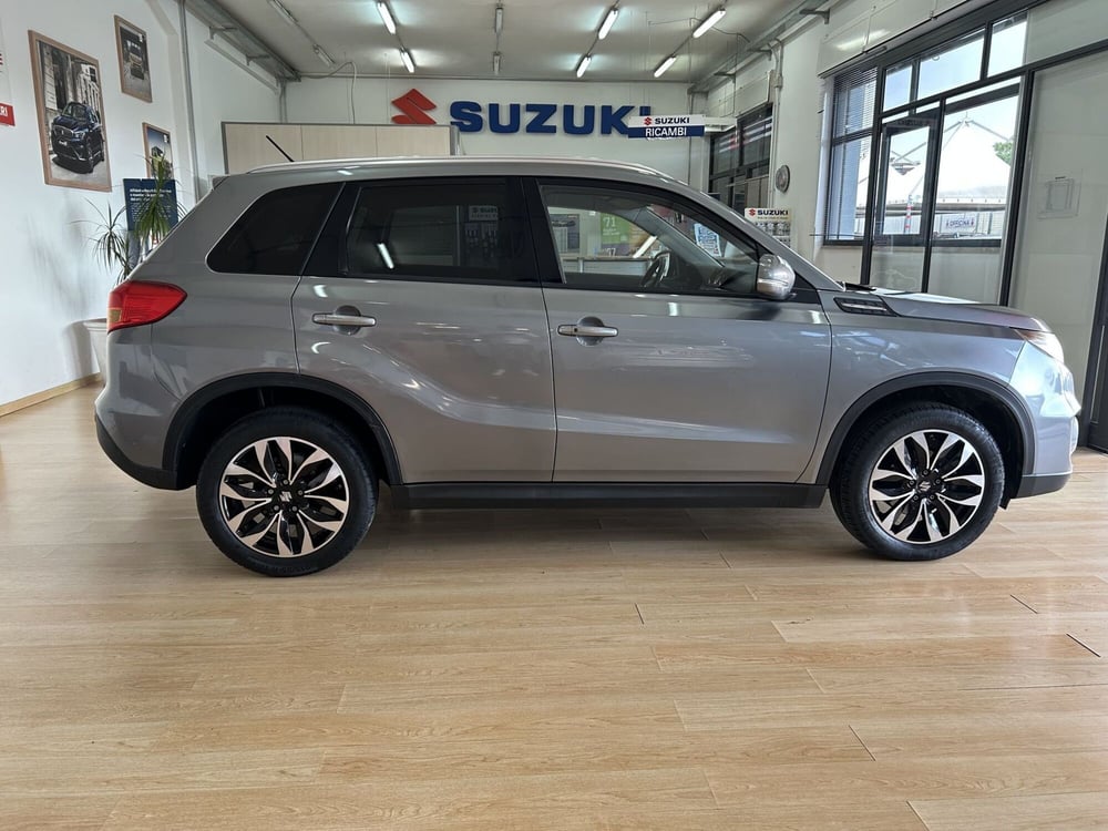 Suzuki Vitara usata a Bari (4)