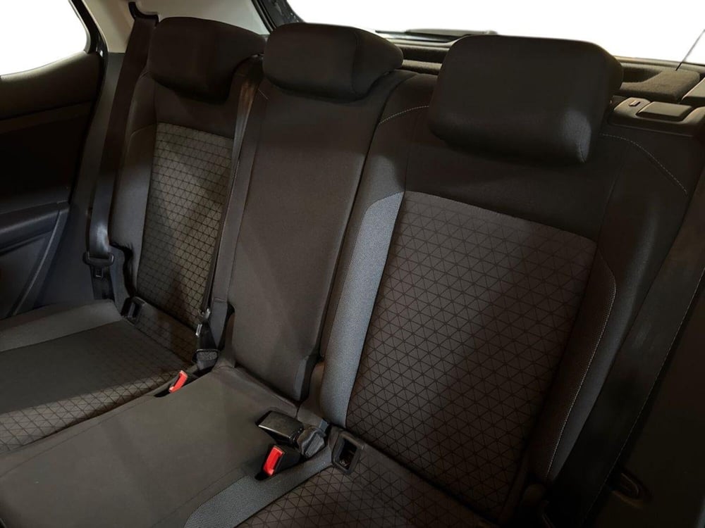 Volkswagen T-Cross usata a Prato (12)