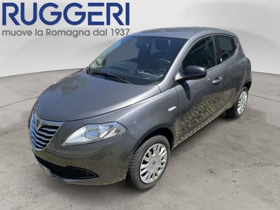 Lancia Ypsilon 0.9 TwinAir 85 CV 5 porte Metano Ecochic Gold del 2014 usata a Rimini