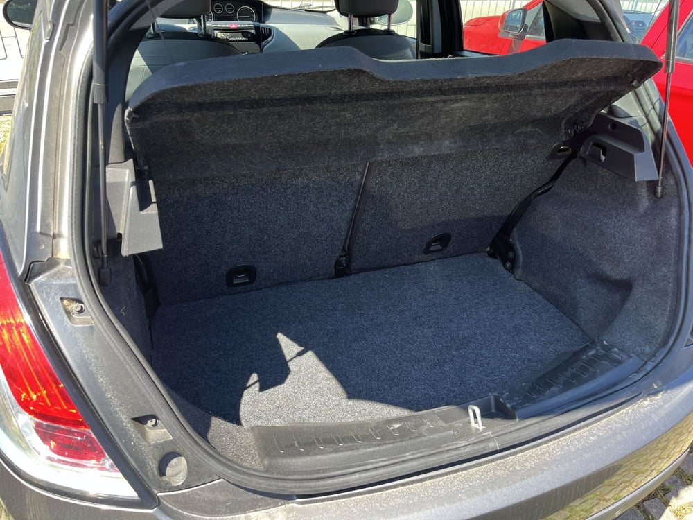 Lancia Ypsilon usata a Rimini (4)