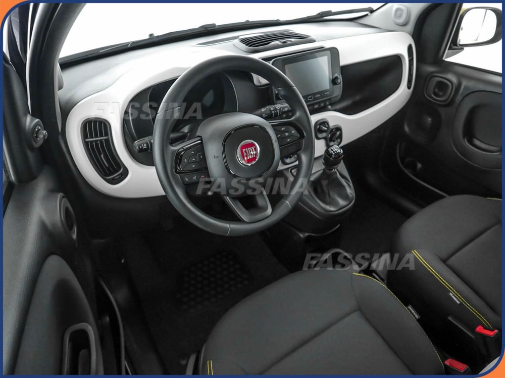 Fiat Panda nuova a Milano (9)