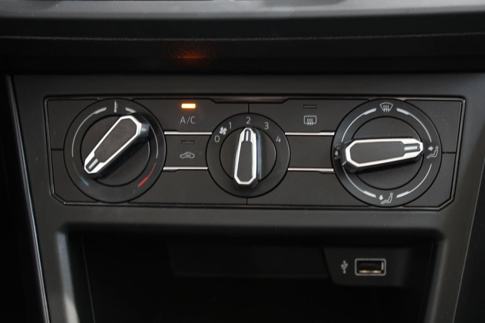 Volkswagen Polo usata a Agrigento (11)