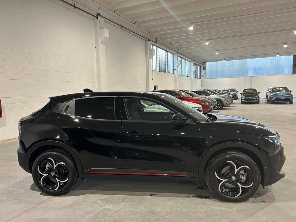 Alfa Romeo Junior nuova a Torino (5)