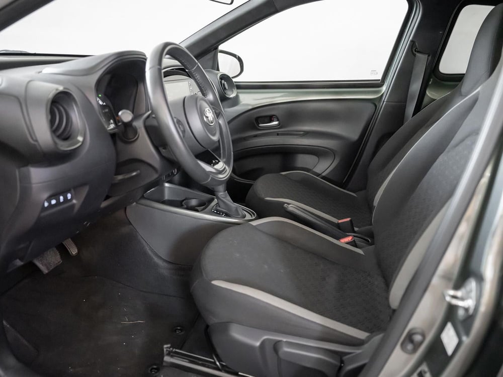 Toyota Aygo X usata a Foggia (12)