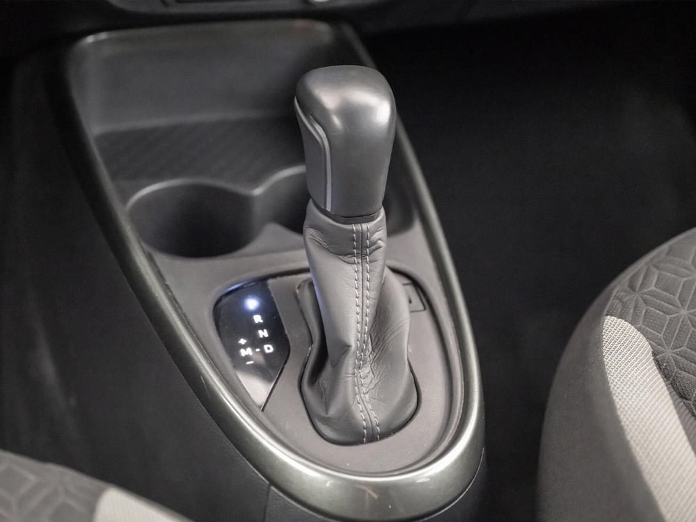 Toyota Aygo X usata a Foggia (17)