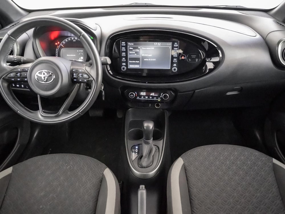 Toyota Aygo X usata a Foggia (9)