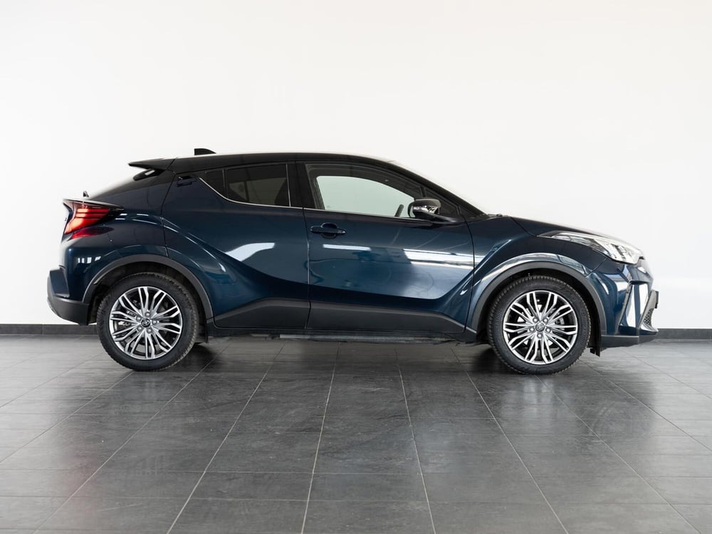 Toyota Toyota C-HR usata a Foggia (14)