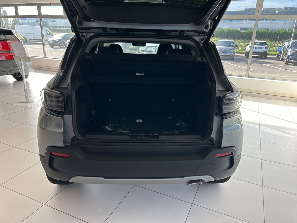 Jeep Avenger nuova a Bergamo (9)