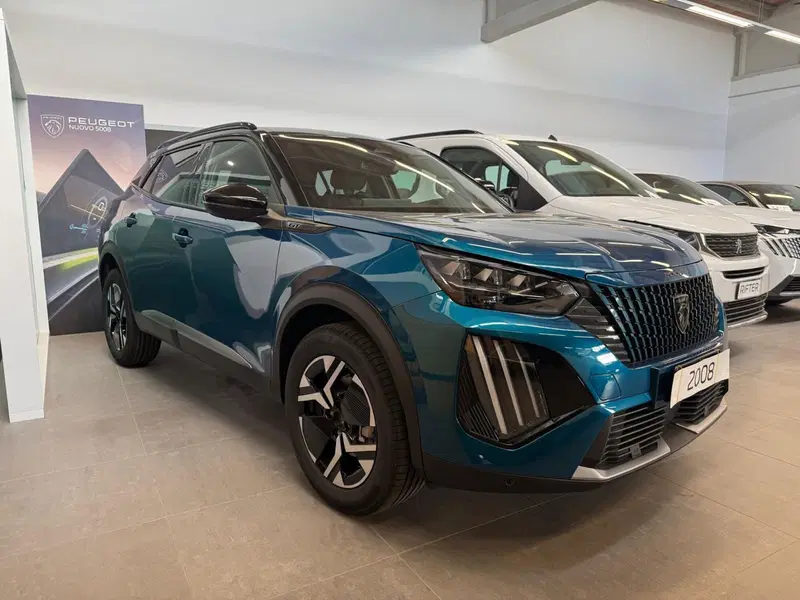Peugeot 2008 nuova a Latina