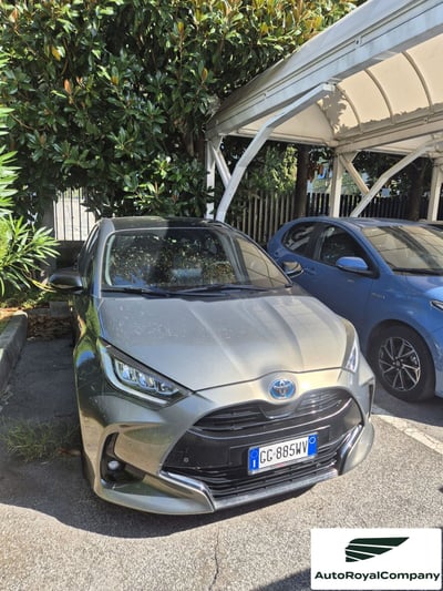 Toyota Yaris 1.5 Hybrid 5 porte Lounge del 2021 usata a Roma