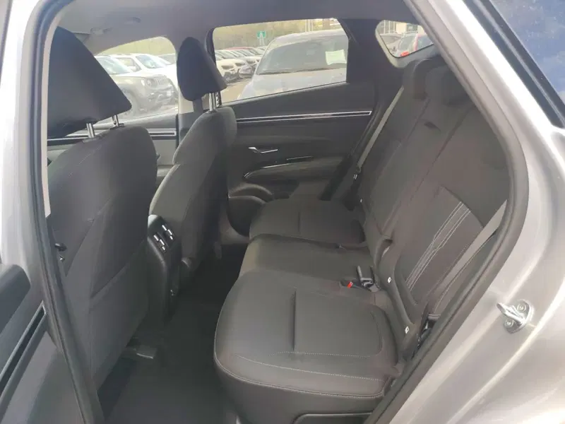 Hyundai Tucson usata a Latina (12)
