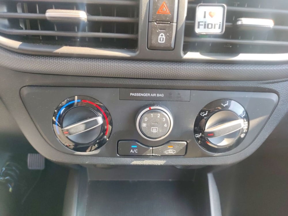 Hyundai i10 usata a Latina (17)