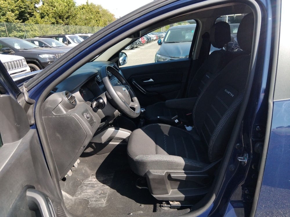 Dacia Duster usata a Latina (13)
