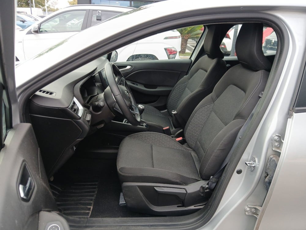 Renault Clio usata a Latina (15)