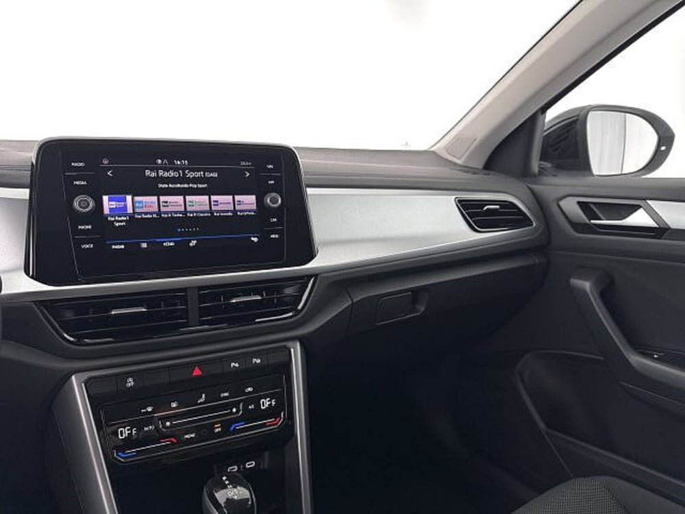 Volkswagen T-Roc nuova a Vicenza (19)