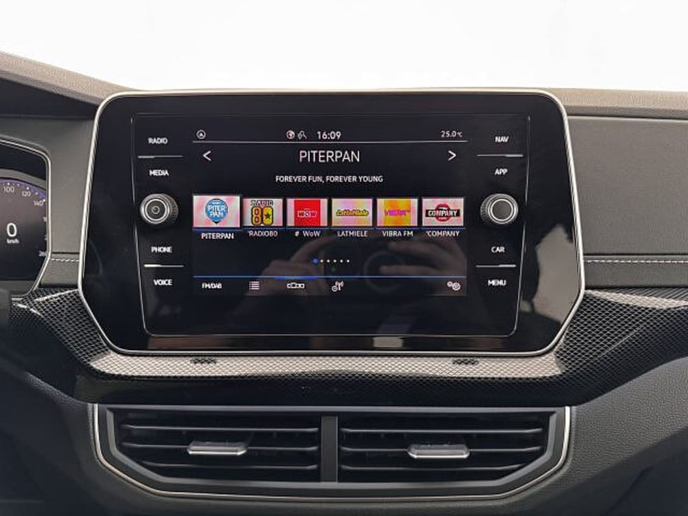 Volkswagen T-Cross nuova a Vicenza (14)