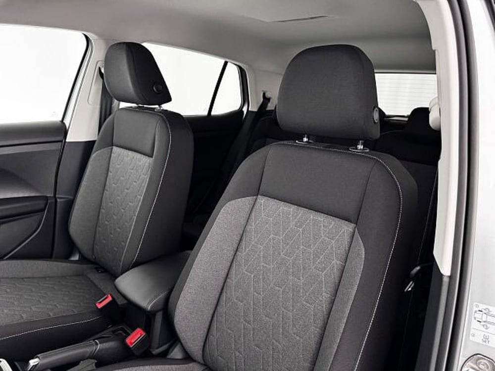Volkswagen T-Cross nuova a Vicenza (8)