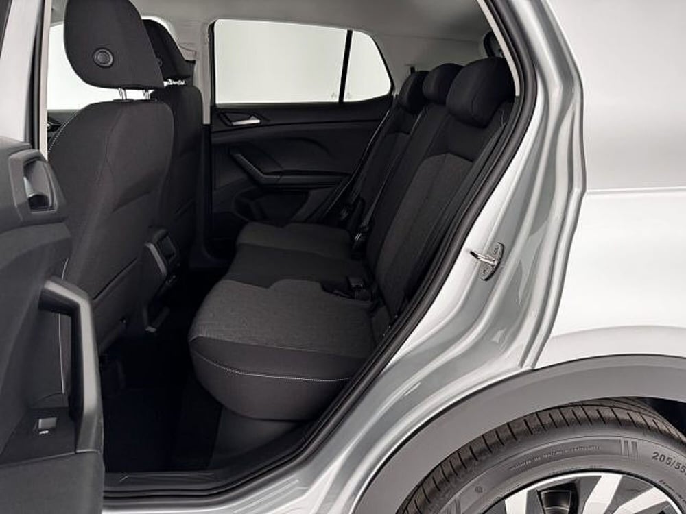 Volkswagen T-Cross nuova a Vicenza (9)
