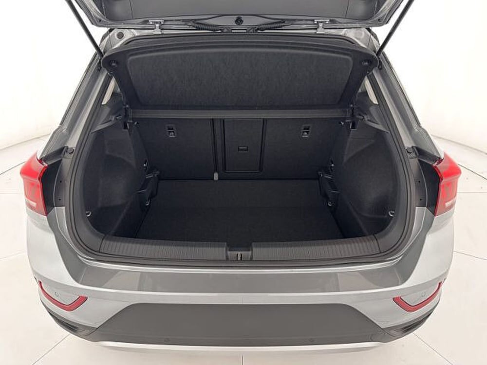 Volkswagen T-Roc nuova a Vicenza (10)