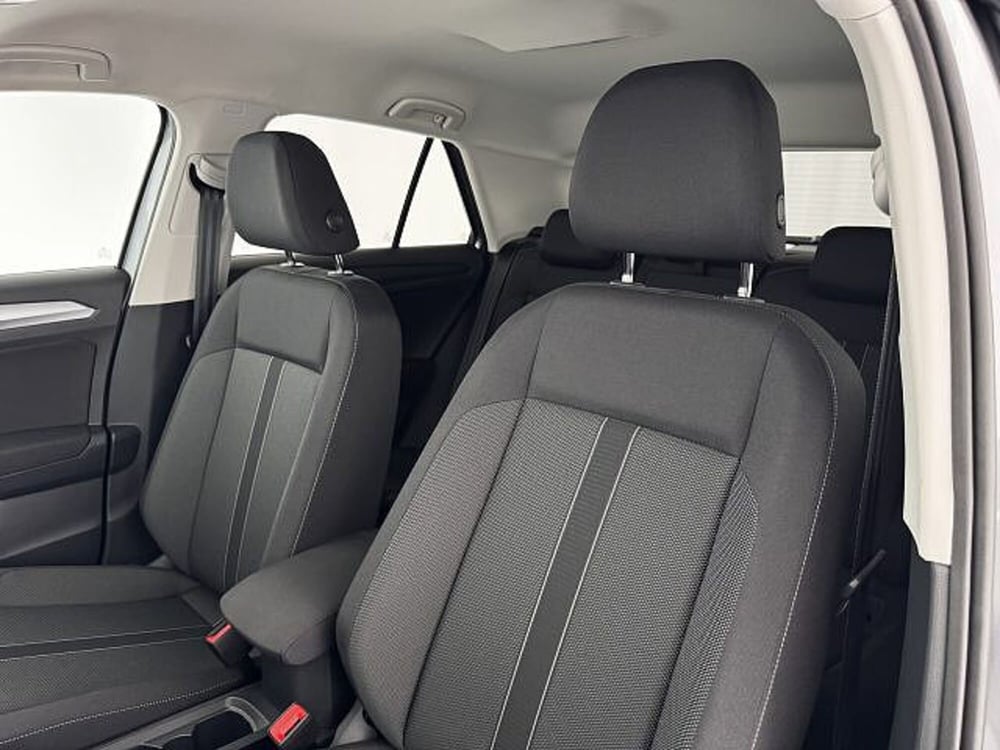 Volkswagen T-Roc nuova a Vicenza (8)