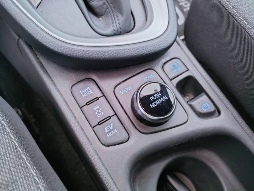Toyota Yaris Cross usata a Teramo (13)