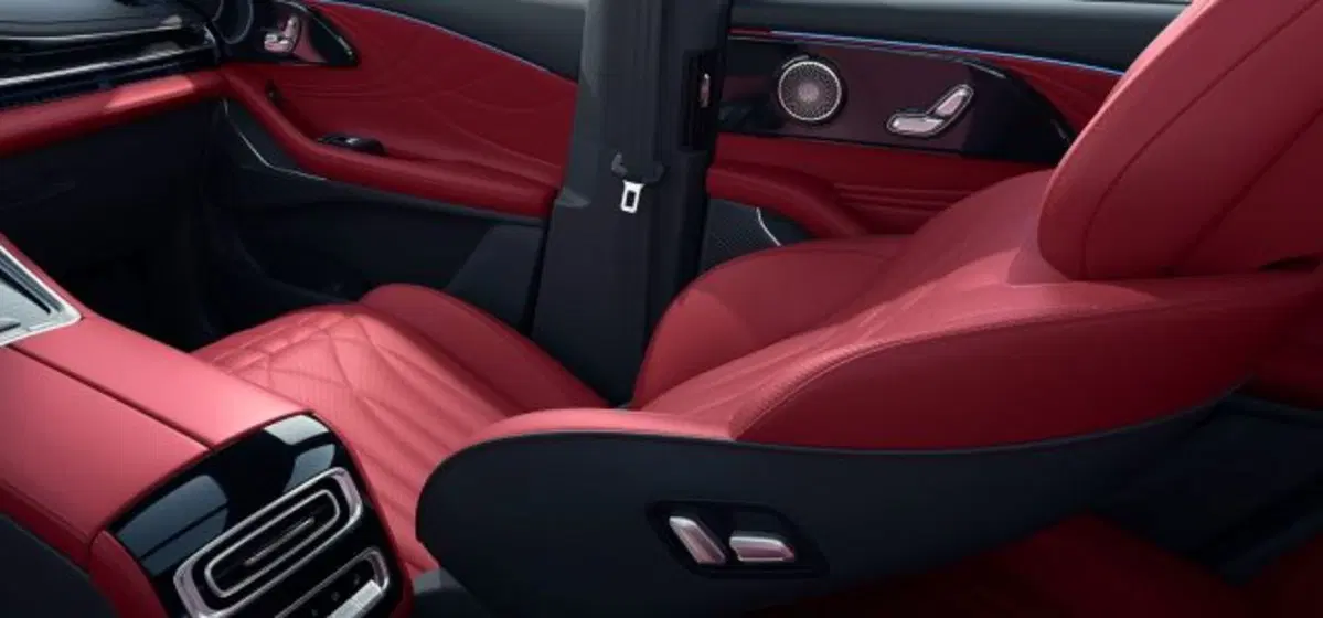 Omoda Omoda 9 SHS-P nuova a Potenza (13)
