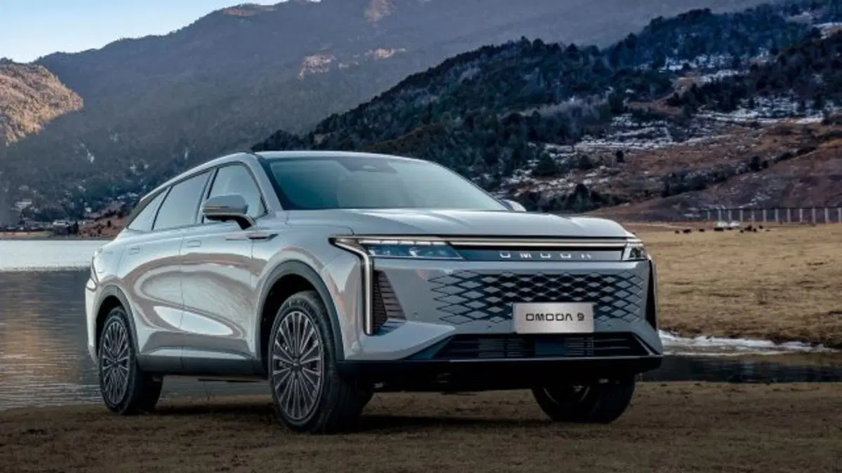 Omoda Omoda 9 SHS-P nuova a Potenza (4)