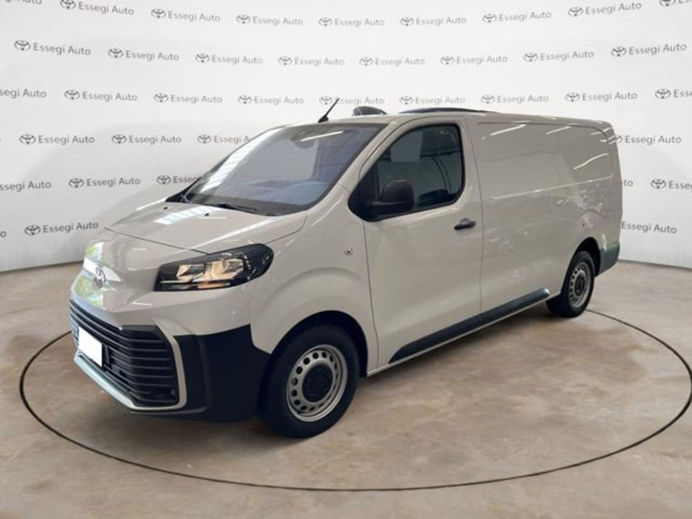 Toyota Proace nuova a Vercelli
