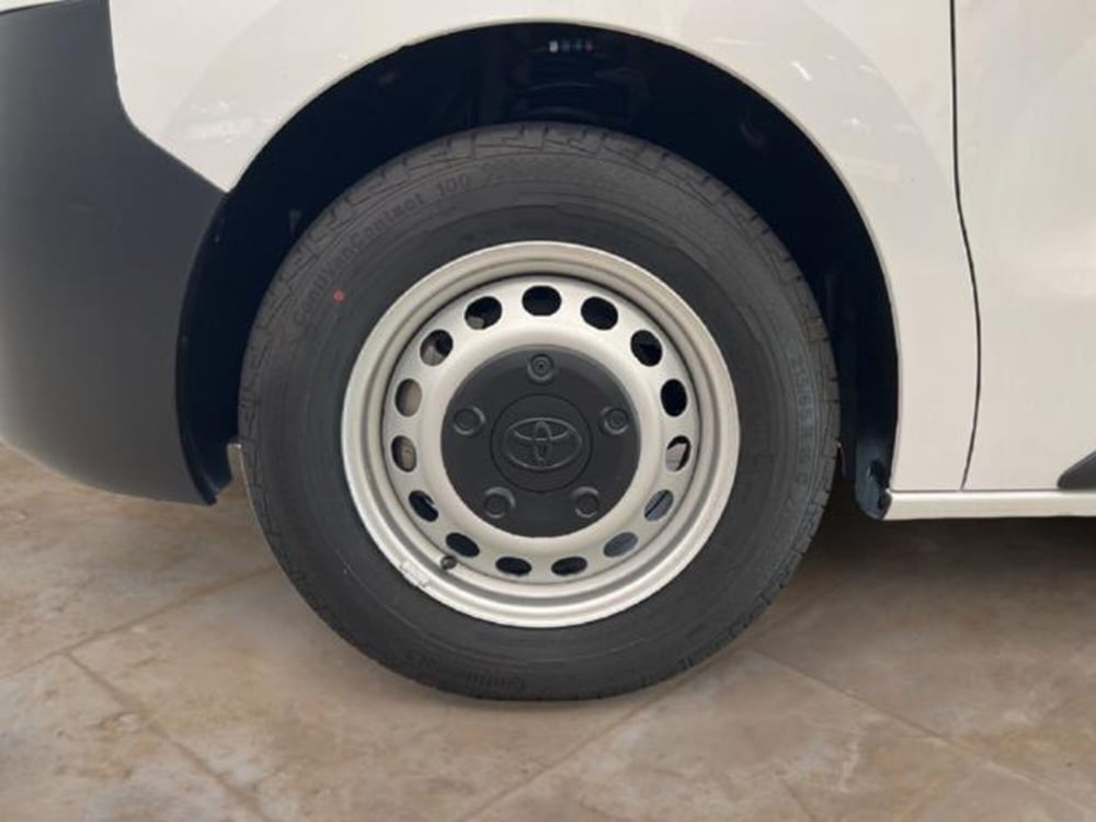Toyota Proace nuova a Vercelli (14)