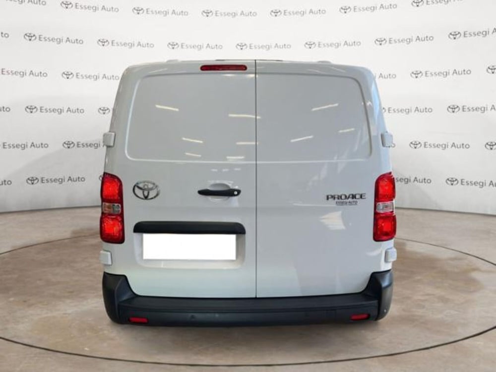 Toyota Proace nuova a Vercelli (3)