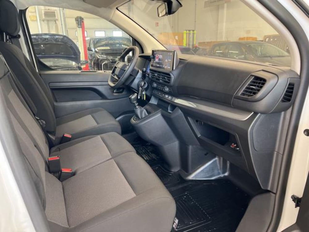 Toyota Proace nuova a Vercelli (5)