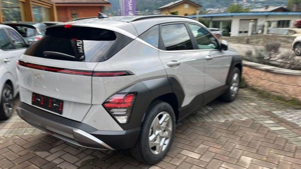 Hyundai Kona nuova a Verbano Cusio Ossola (3)