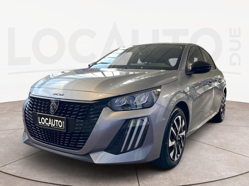 Peugeot 208 nuova a Torino