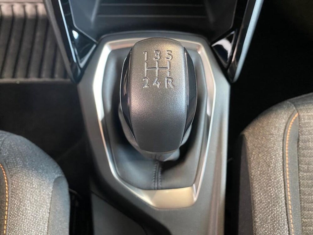 Peugeot 208 nuova a Torino (12)