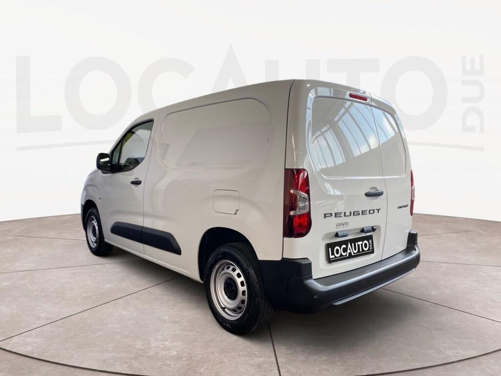 Peugeot Partner Furgone nuova a Torino (5)