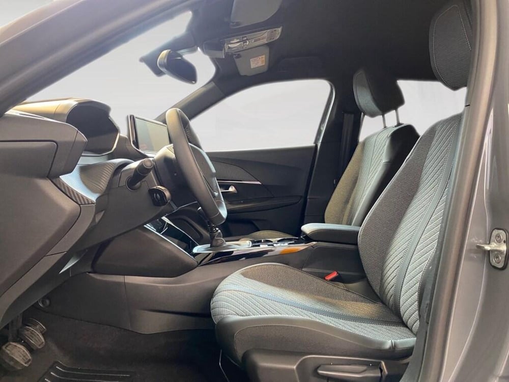 Peugeot 2008 nuova a Torino (7)
