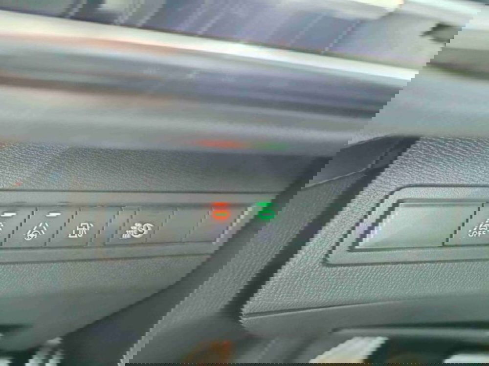Peugeot 3008 usata a Catania (18)