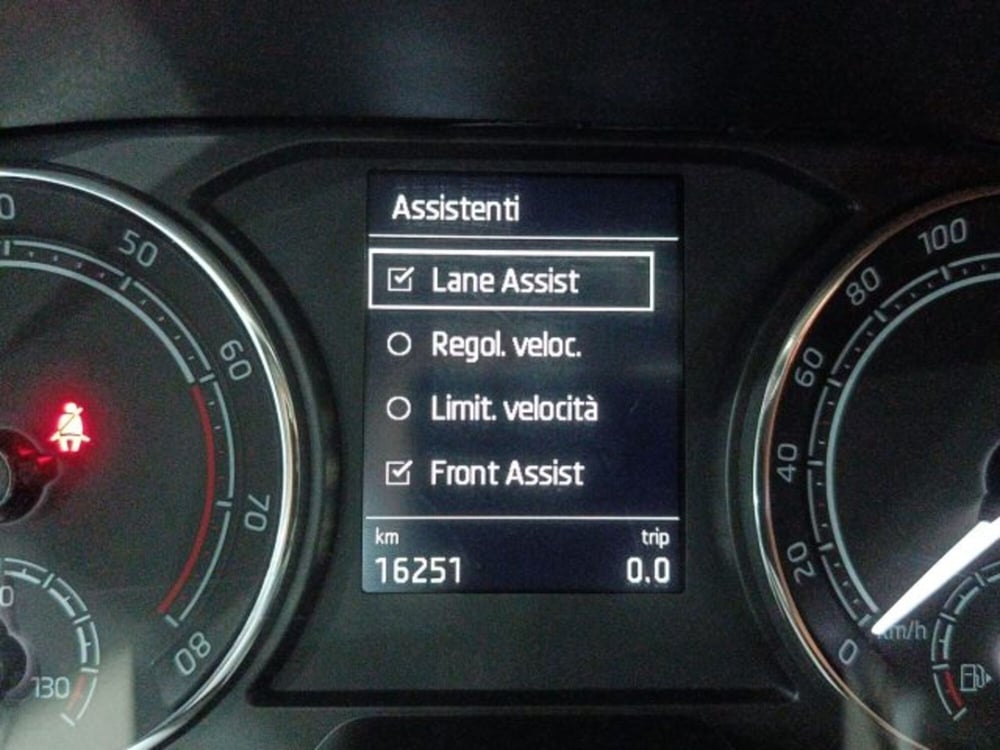 Skoda Fabia usata a Catania (15)