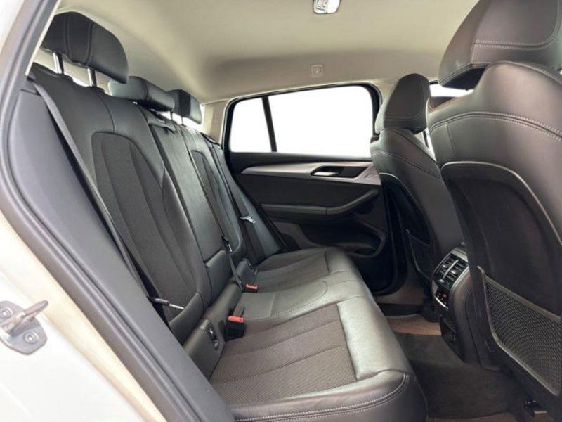 BMW X4 usata a Catania (11)