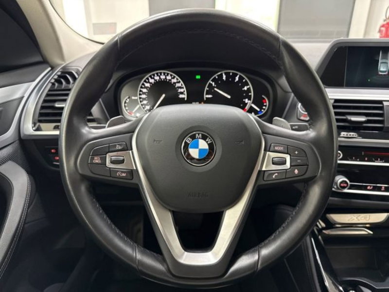 BMW X4 usata a Catania (19)