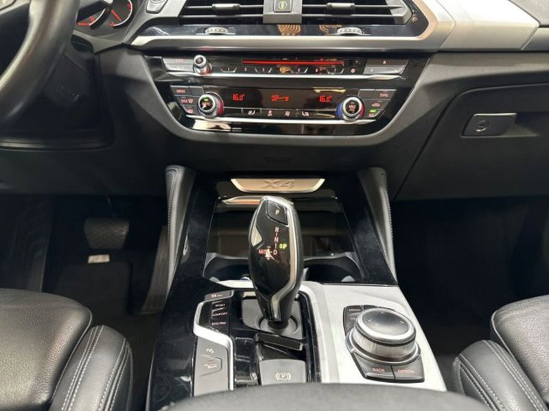 BMW X4 usata a Catania (8)