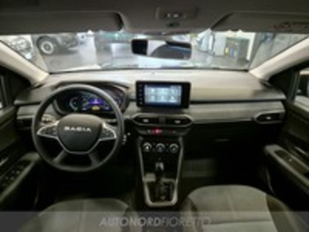 Dacia Jogger usata a Udine (14)